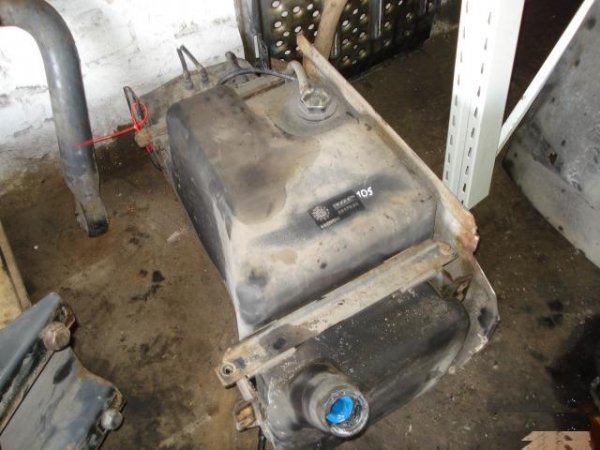 1692865 Бак Adblue V50 DAF
