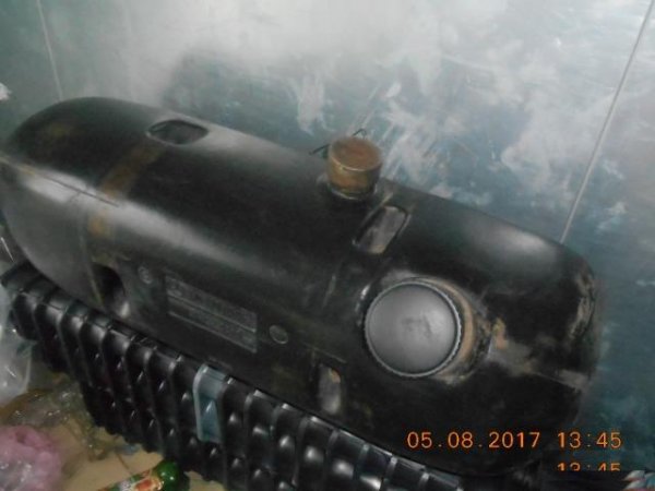 Топливный бак продам