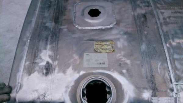 Топливный бак на Man 450 л