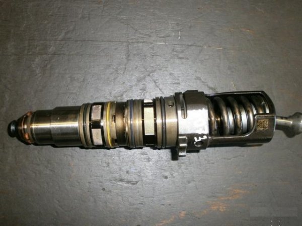 Насос форсунка на сканию HPI DC12 14 / DC 12 03