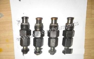 Форсунка топливная Mitsubishi 4DR5