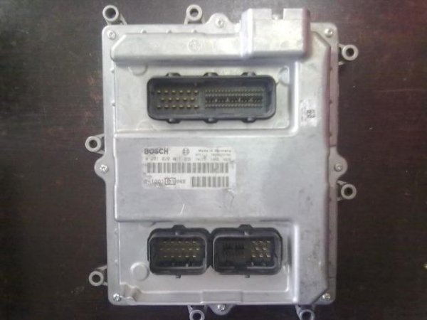 Блок управления двигателем 0281020067 MAN TGX