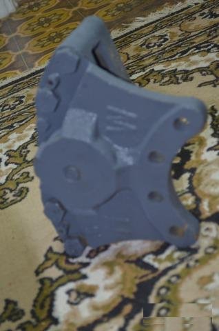 Китайский погрузчик ZL-30 тормозной суппорт