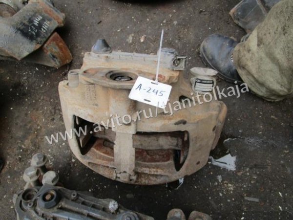 Тормозной суппорт правый 1658011 DAF