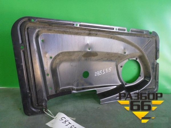 Панель внутренняя двери передней правой Volvo truc