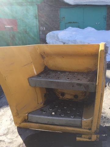 Подножках Ford Cargo