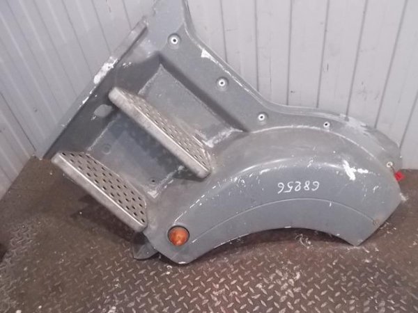 81615100471 Корпус подножки верхний левый Ман тга