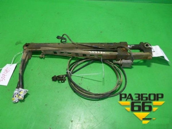 Цилиндр подъёма кабины Hyundai HD-500 с 2010г