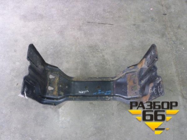 Траверса рамы поперечная Hyundai HD-500 с 2010г