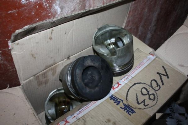 Hyundai Аэротаун D6BR поршни
