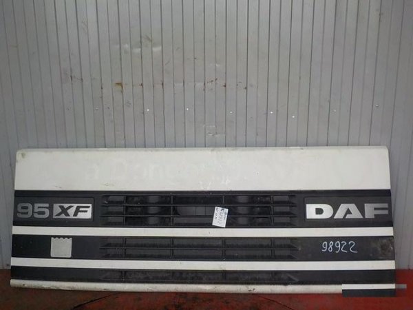 Капот Даф хф 95 (DAF XF 95) 1400004
