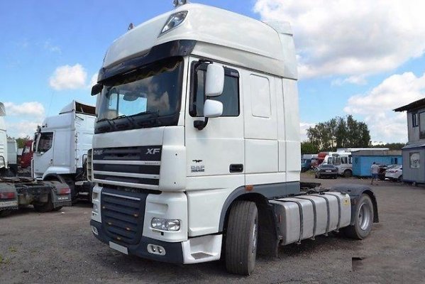 Б/у кабина kabina kompletna DAF XF 105 2012