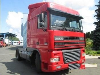 Б/у кабина kabina DAF XF 95 space CAB