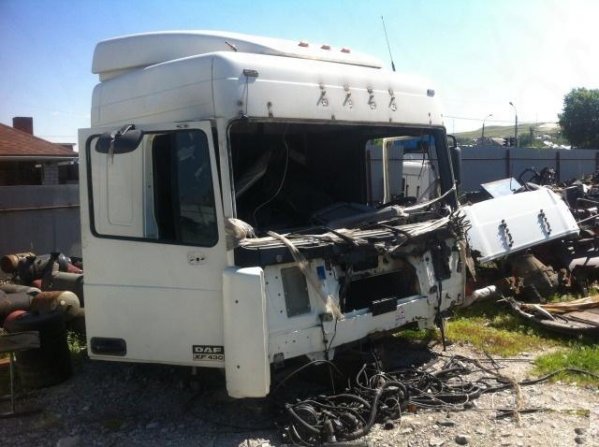 Кабина Даф Хф daf xf 95 2002 года