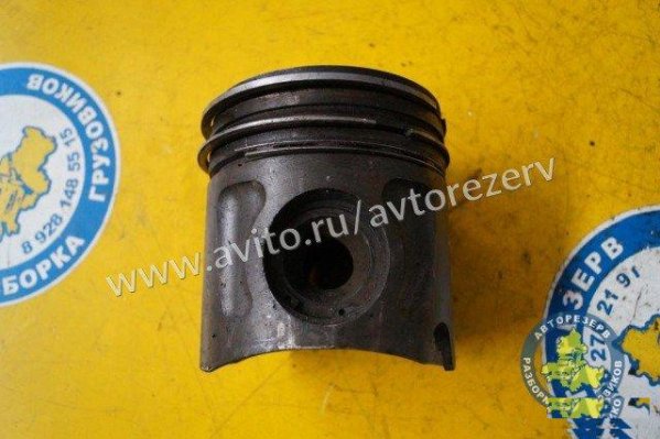 Iveco Stralis Cursor Поршень 2996141