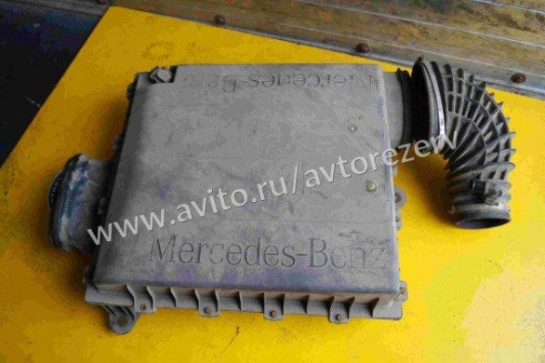Mercedes Корпус воздушного фильтра 0180942902