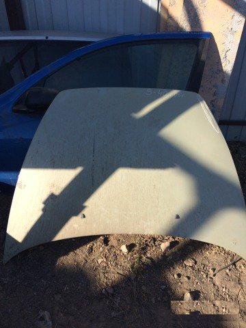Volvo S40 Вольво S40 капот