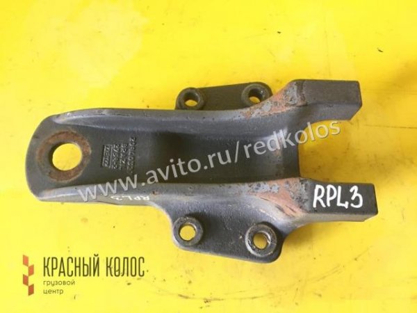 Кронштейн заднего амортизатора нижний 20940327
