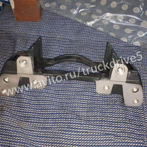 Скоба суппорта knorr SK7 оси BPW SAF K004099